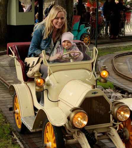 HildurGunnlaugs's profile picture. þetta er annar eða þriðji twitter reikningurinn minn… er með einn í tölvunni minnir mig.