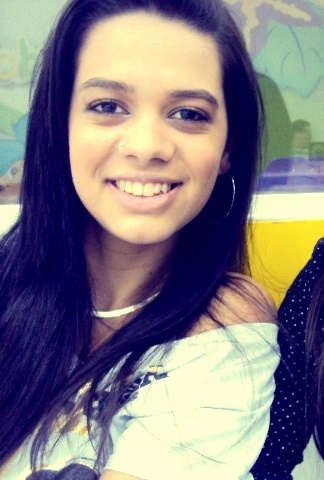 _yariinhaa's profile picture. ...tentar até se esgotar suas forças