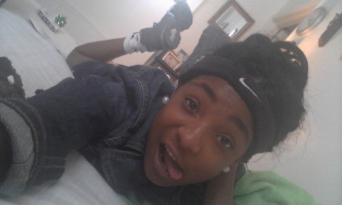 Imm Tayy8 &&& im TELL YOU~~ how i feel btw follow me tho!