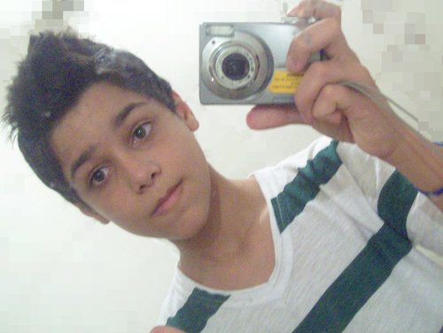 Humillde #Deus Áciima de tuudo .
Fortaleceendo quem me Fortalecee ''