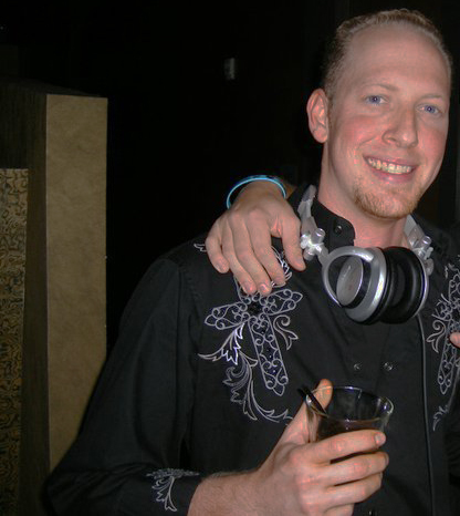 Husband, Father, Nurse and Trance Music Producer/Performer as #trenix and #adamuna, #medicine, #guns, #zombies #trancefamily #edm #perfecto #blackhole #bonzai