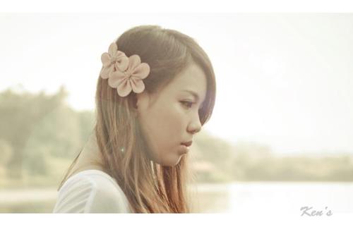elsmins's profile picture. I am enjoying my life now!