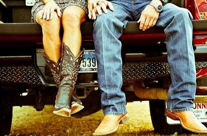 smalltown_b's profile picture. country boys, chevy trucks, country music, dirt roads, fishin, drinkin beer, and wastin bullets.