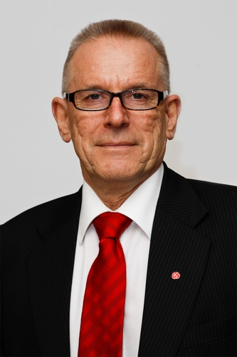 Projektledare för Utbildning, kompetensförsörjning, regional utveckling, kulturarv och kulturmiljö. politisk aktiv ( S ) tidigare varit rdl och mep.