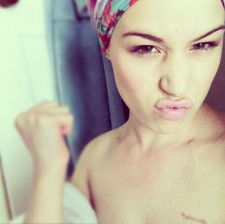 This is Dedicated to @EmmmilyX she is fighting with Cancer! She is an Inspiration to all of us! Help her get noticed by @onedirection! Come on *Directioners*