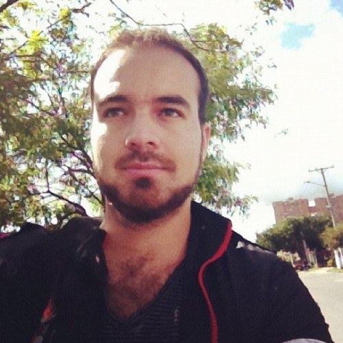 LaneJaki's profile picture. Designer | Photographer