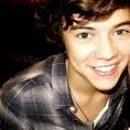 im the real harry styles :)xx if u follow me i love you all :)