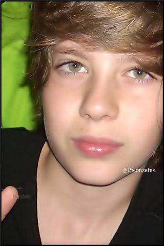 Eu amo Leonardo Picon, é a minha vida * - *
Olhe para onde você olha é perfeito, eu te amo Picoon!:3333
@Piconn sempre apoiando você:)