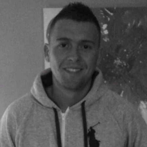 mickyb1985's profile picture. 