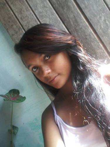 Satisfação,Denize bezerra,uma menina,super legal,simpatica,e as vezes chata,uma garota que aos poucos vc vai entender *_*