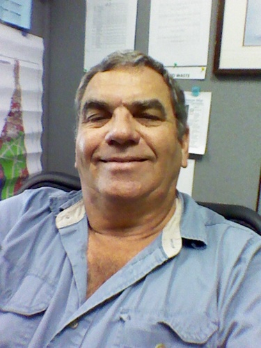 Jcreeser's profile picture. Retired USAF, Enjoy golfing with my son.