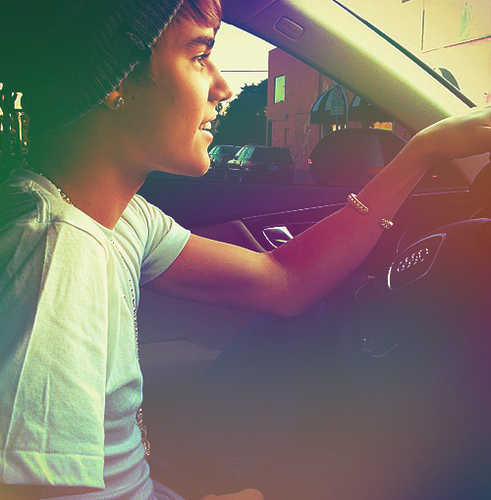 U can' handle me , cuz Iamm suchh a fuckin' belieber.♥