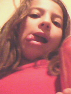 amo futbol e rock kkkk mas memso asim sou bem simpatica e alegre ..♥♥♥