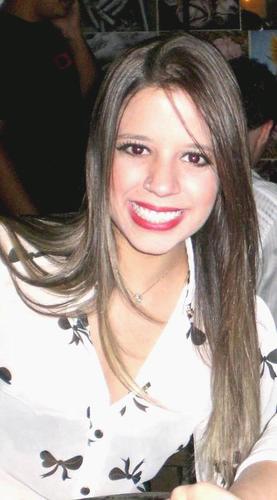 Sou o que quero ser, porque possuo apenas uma vida e nela só tenho uma chance de fazer o que quero. Tenho felicidade o bastante para fazê-la doce.