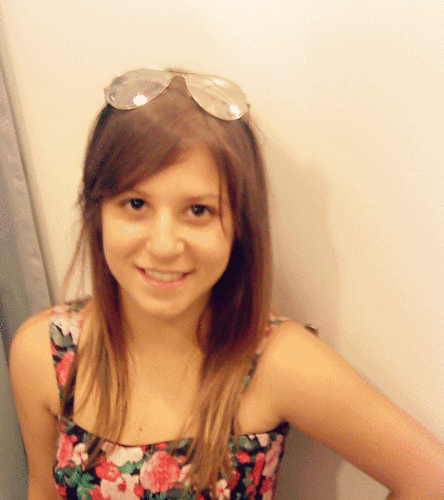 I'm 15 years old. I'm from Bosnia and Herzegovina and I'm Directioner. Follow me, and I will follow you back. ( :