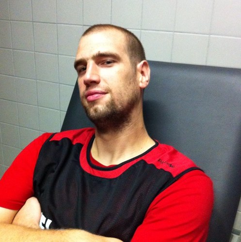 Mistabugs's profile picture. 