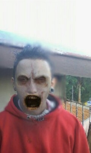 Sou feio sou chato , mais sou feliz xD *----------*
danço , funk e freeStep etc... https://t.co/qQWDmqhh