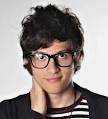 Quando encontrar por um grande obstaculo na vida,nao desanime,por que com o tempo ele se tornará pequeno.Não por que deminuio mais por que vc cresceu. @chayLeao