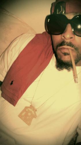 Hotlavarecords the label,Rude Rich Niggas the click,94 the team....