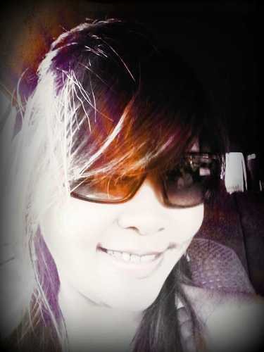 Independent online marketing, online investor, love music, photography, and blogging wannabe expert.Enjoying work comfortably from my home.~ Life is Good ~