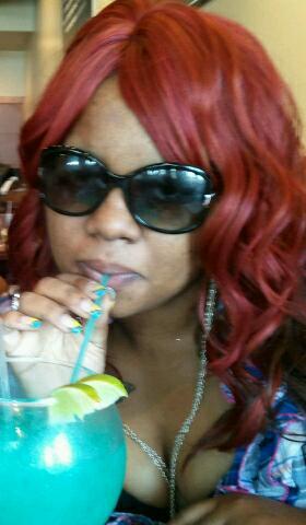 barbeegyrl's profile picture. !