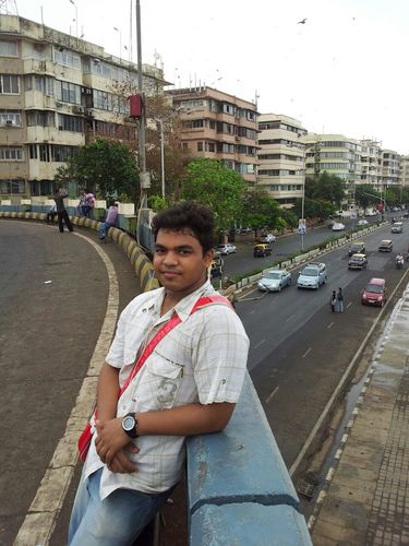 student at elphinstone college