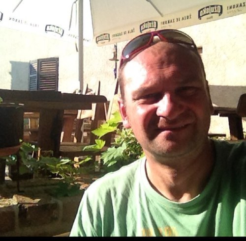 22sina's profile picture. 