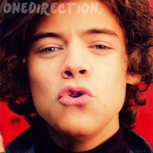 ___Onething__'s profile picture. If you love One Direction u must follow me. 5/5 boys NOT follow me . :D xx