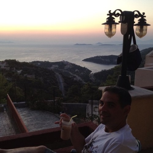 sergsarr's profile picture. I love cinema,theater and Journeys