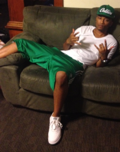 MajestyHoundG5's profile picture. All i see is klouds i aint got time for traffick