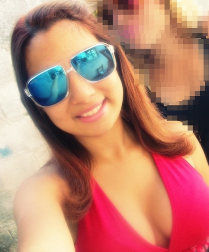 Nome : ttÁlliitaa  14 anos ,   simpática,  estressada , alegre , ignorantte ,     cooriiintthiiAns maaior orgulhO ;)
      qé saber + ? seg aê ;]