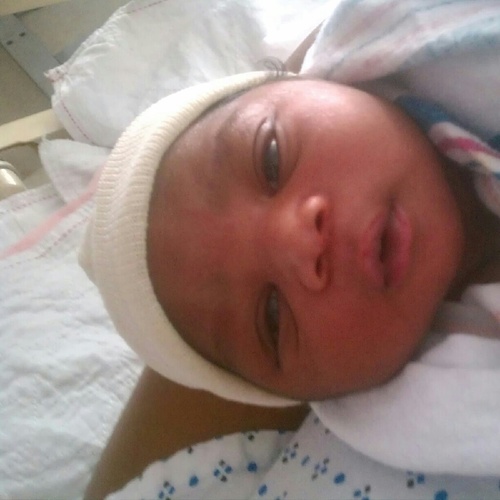 loving my son more than anything so fuk Wat the haterz have to say I'm a good mother to my son