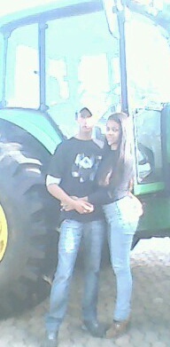 eu ty amo meu amor cada minuto longe de vc para mim parece uma eternidade!!:{ Nunca pensei que sentiria tanta saudade assim!!!