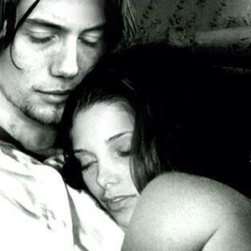 SparklingSeer's profile picture. I'm fun loving and adventurous! Don't be afraid to say hi XD In the arms of @SparklingCowboy