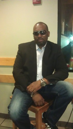 rickierich's profile picture. 