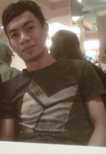 andrysetyawan12's profile picture. 