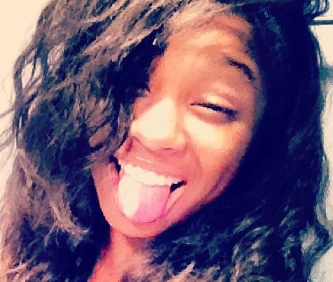 ok,so this is a fan page an i support nae nae 24/7!!!:) and if u follow my fan page follow me ! duecess !
