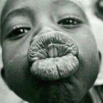 omonomom's profile picture. 