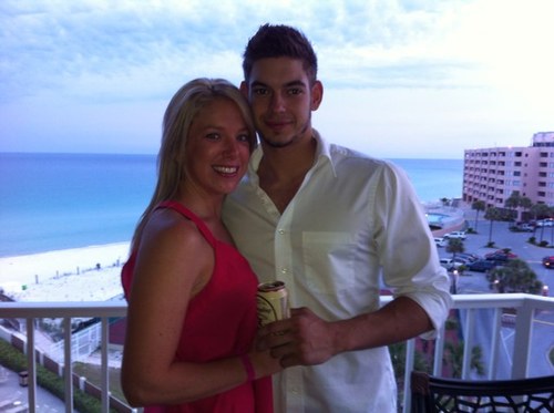 DbHollenbeck's profile picture. lucky i'm in love with my best friend