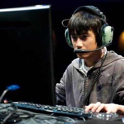 An Le (@ballslol_) / X