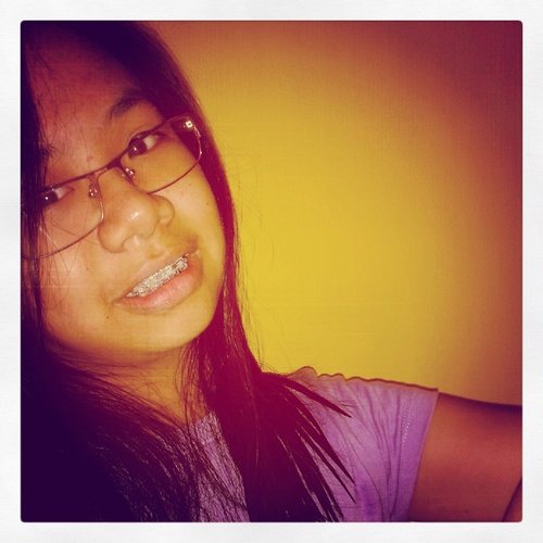 ·Be yourself and stay unique. Your imperfections make you beautiful, lovable, and valuable. They show your personality.·
pls.. follow!! :)