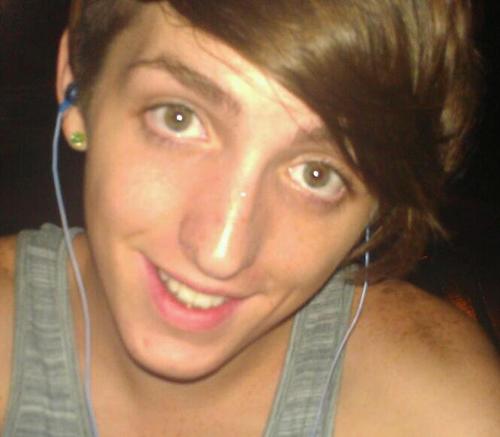Curtis, Gay, Drag Queen, 18 :D