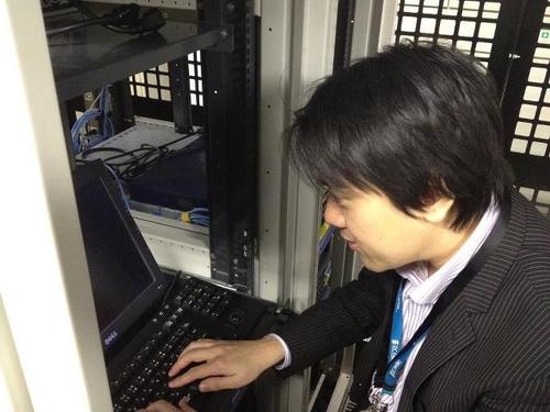 IDCFクラウドの中の人。CPU、仮想化、ベンチマーク、データセンターが大好きです。･･･仕事も趣味もデータセンター！IDCFクラウドのデモやセミナーの依頼うけたまわります。