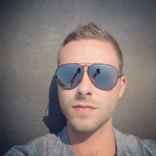 none_plus's profile picture. 