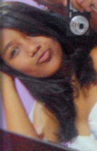 três tragadas, solta o preso e corre o beck ♪  / do meu namorado , irmã do @Amaante_ e da @vemmecurti_  , negra da @fechacomigo_  eae dmr segui  ? *-*