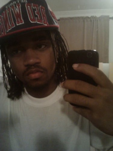 #rapper /#producer /#song writter etc but
Keepin' it real no matter what. RIP #flav /#Celly cell /#Alex / #Derick and #Enis. Real #Eastside Nigga what up