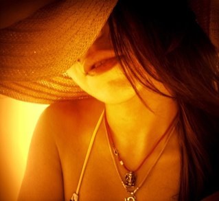 elfygz's profile picture. 