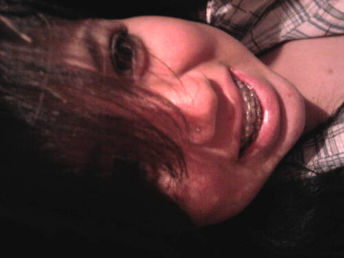 meu sorriso sempre valera mais que sua ignorancia:P