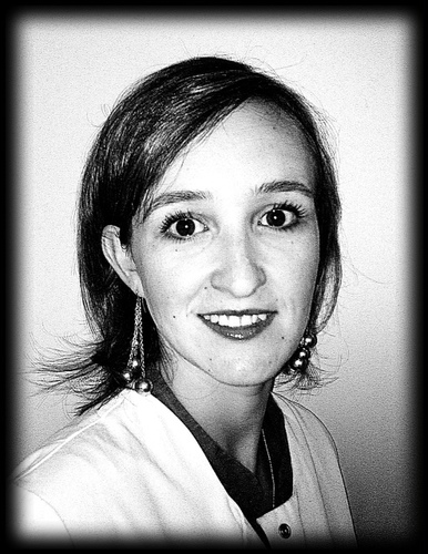 Doctor of Chiropractic (U.S.A.),
Diplomée de l’Institut Franco-Européen de Chiropratique (PARIS),
Membre de l’Association Française de Chiropratique (AFC)