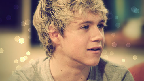 Niall Horan♥ Harry Styles♥ Louis Tomlinson♥ Zayn Malik♥ Liam Payne♥. Watch out ... I'm coming.. ! ;)